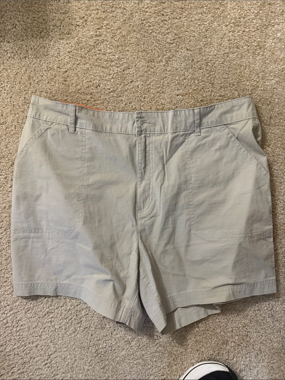 NWT Eddie Bauer RipStop Tan 5" inseam Shorts Size 16
